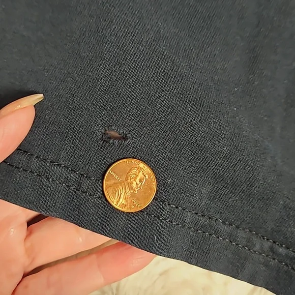 Merrill Lynch logo on arm navy blue long sleeve graphic tee Lg. Read for cond. - Picture 3 of 9